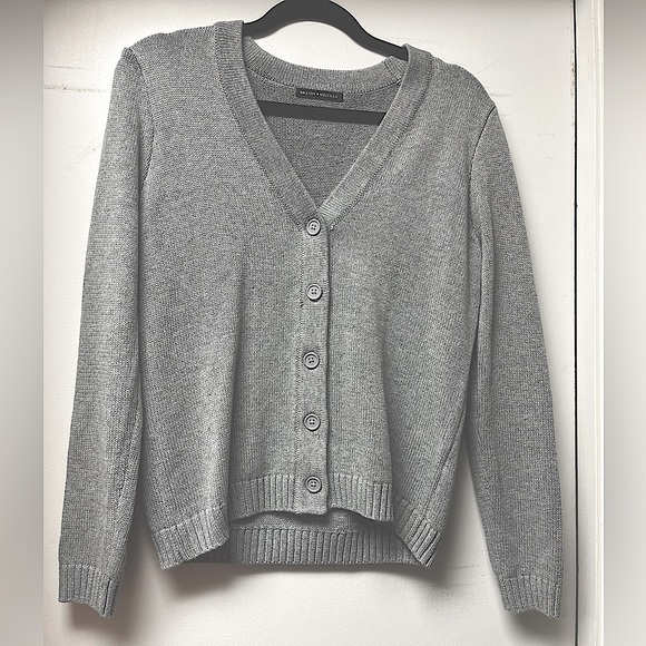 BRANDY MELVILLE Button Up‎ Knit Sweater - Picture 3 of 12